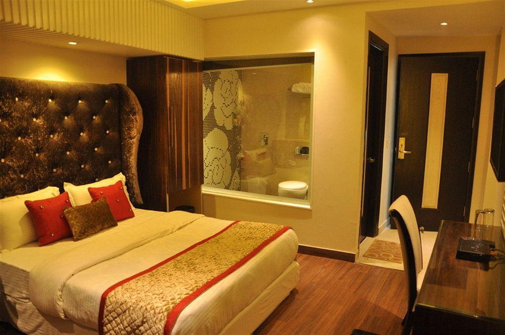 Hotel Uppal International, Near New Delhi Railway Station Экстерьер фото