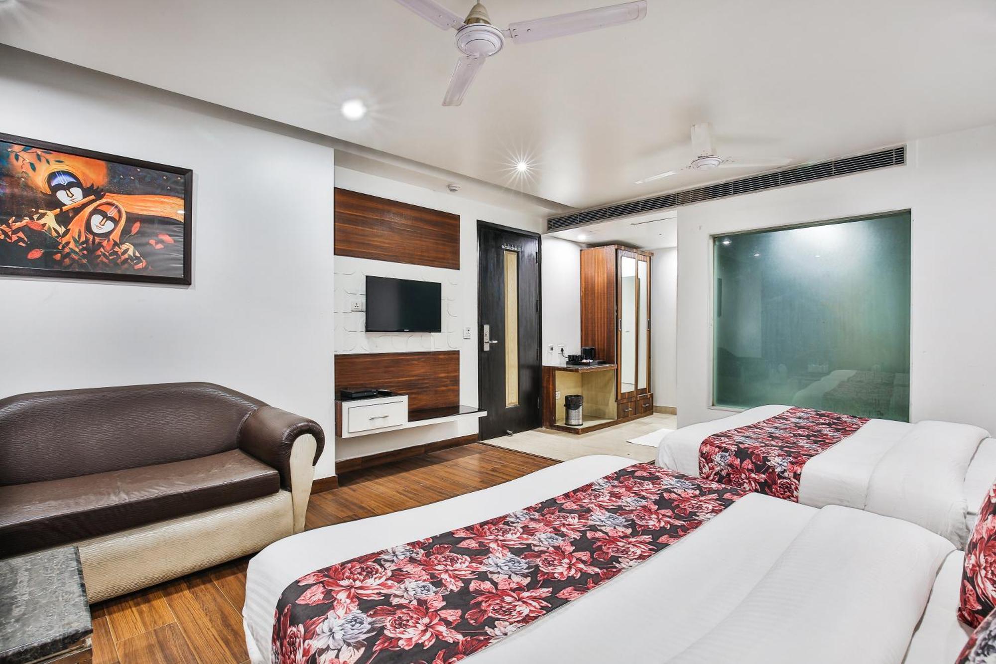 Hotel Uppal International, Near New Delhi Railway Station Экстерьер фото