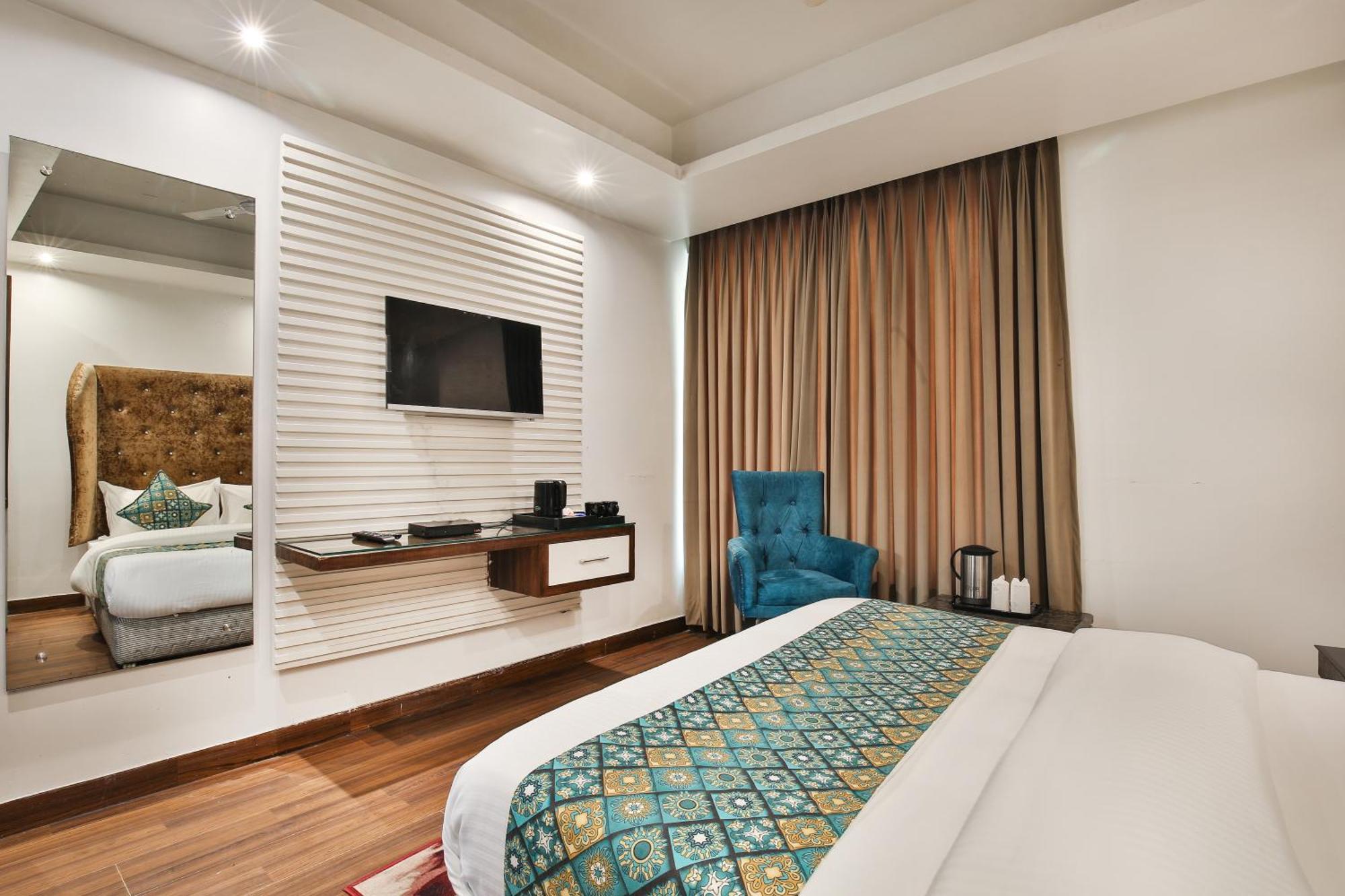 Hotel Uppal International, Near New Delhi Railway Station Экстерьер фото