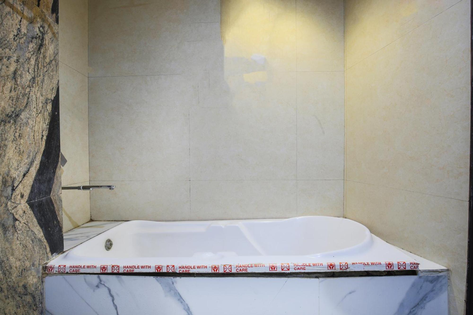 Hotel Uppal International, Near New Delhi Railway Station Экстерьер фото
