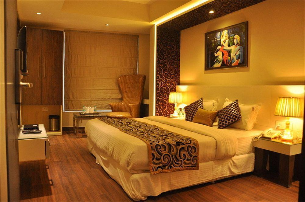 Hotel Uppal International, Near New Delhi Railway Station Экстерьер фото